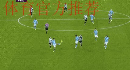 豪门悲喜夜 利物浦0-3坠入下半区 巴萨4-0登顶 曼城1-2被蓝军超越 豪门悲喜夜 利物浦0-3坠入下半区 巴萨4-0登顶 曼城1-2被蓝军超越